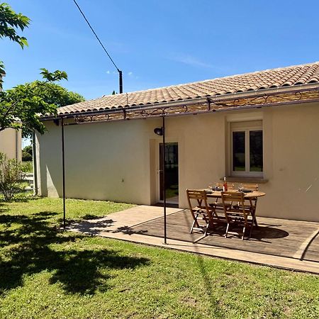 Maisonnette Avec Petite Foret Valréas Esterno foto