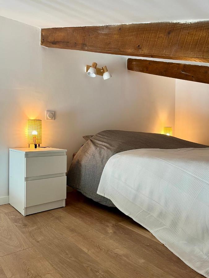 Maisonnette Avec Petite Foret Valréas Esterno foto